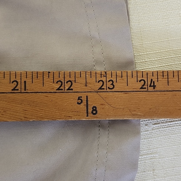 Zenergy by Chico's Men's Beige Lightweight Jacket with Mesh Insert Details - Picture 14 of 14